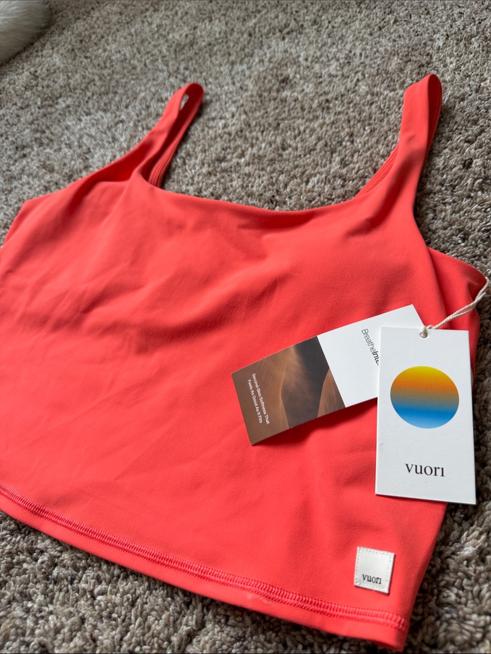 Vuori Daily Crop Pomelo Tank Women’s XL NWT